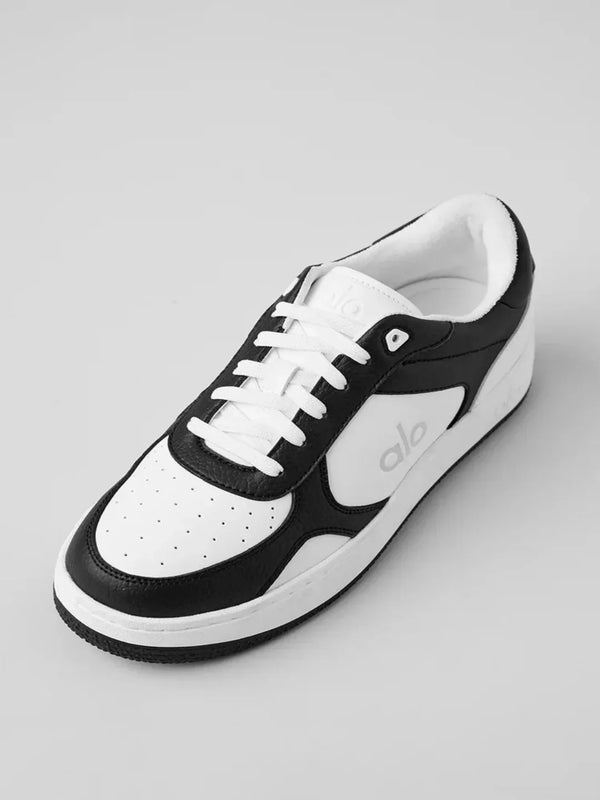 ALO Recovery Mode Sneaker – Naturhvid