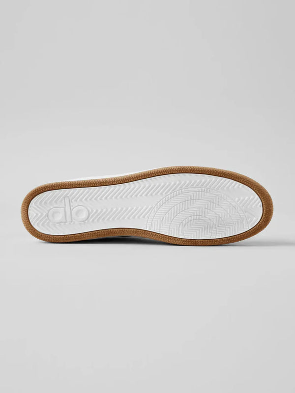 ALO Recovery Mode Sneaker – Naturhvid