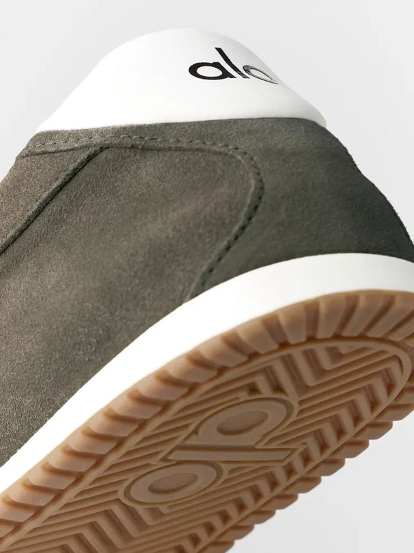 ALO Sunset Sneaker – Sandsten