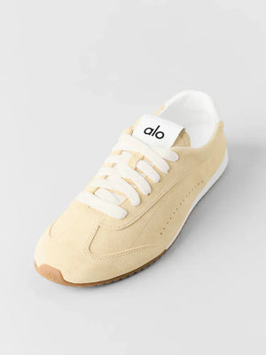 ALO Sunset Sneaker – Grus