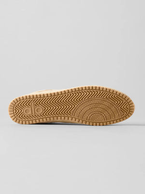 ALO Sunset Sneaker – Sandsten